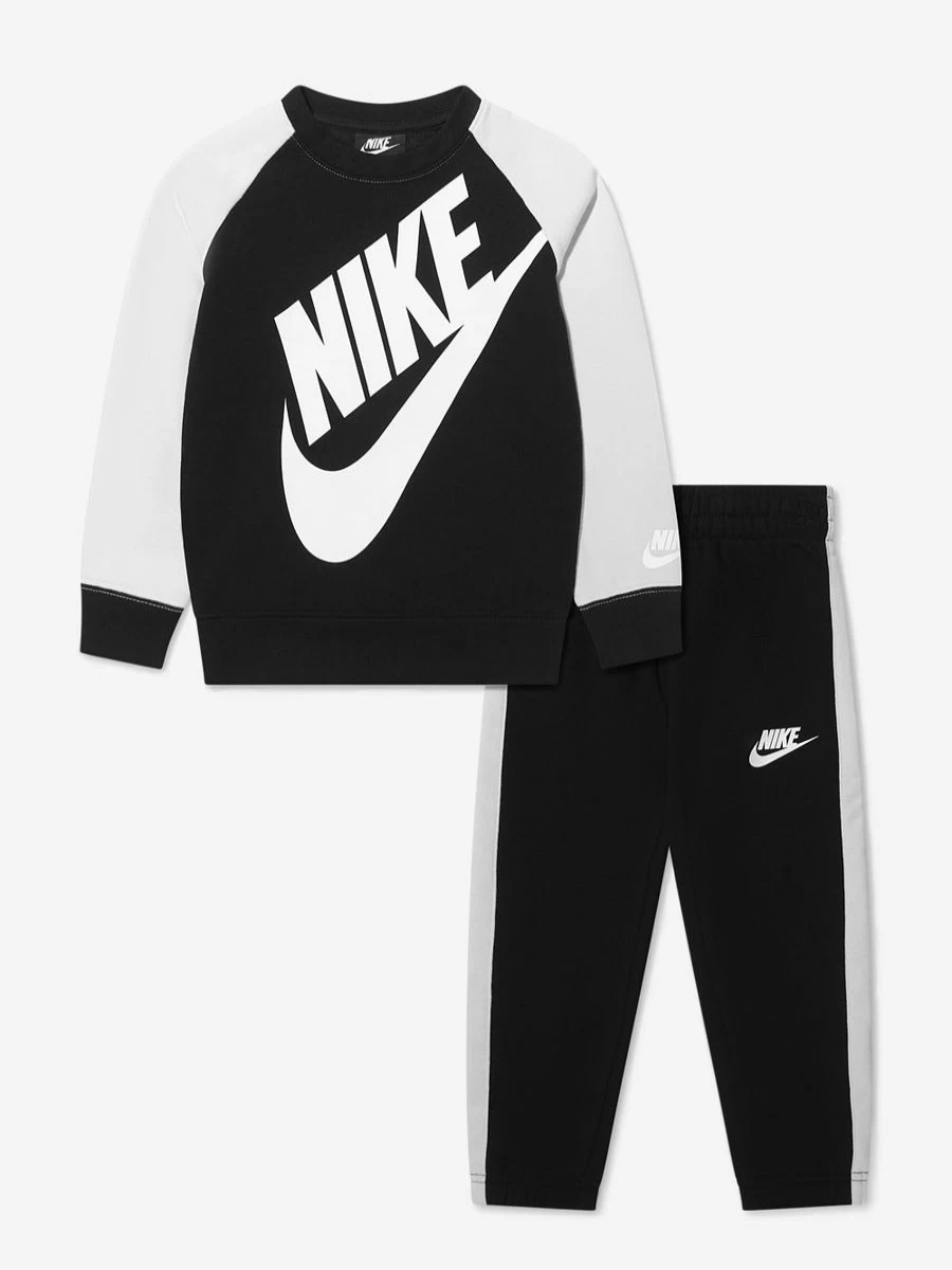 Nike Boys' Logo Tracksuit - Sporty Comfort for Active Kids